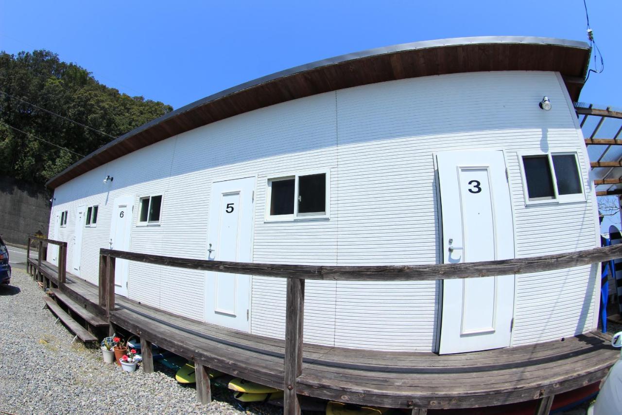 Twin Room with Shared Bathroom