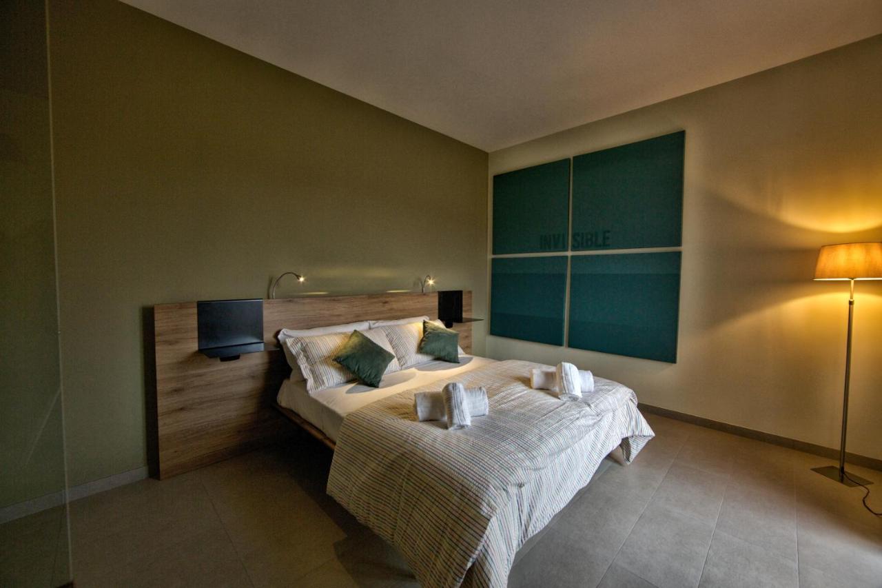King Room with Balcony
