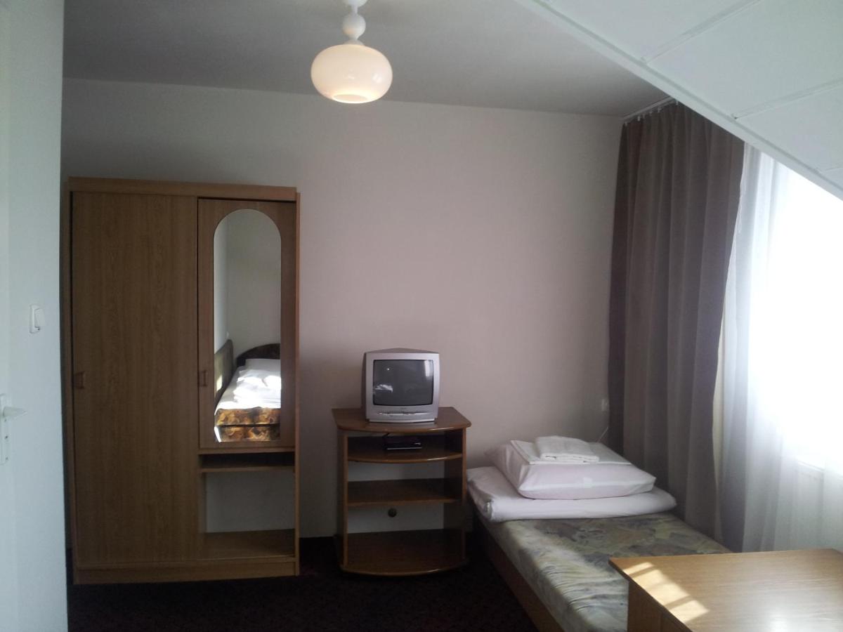 Dreibettzimmer