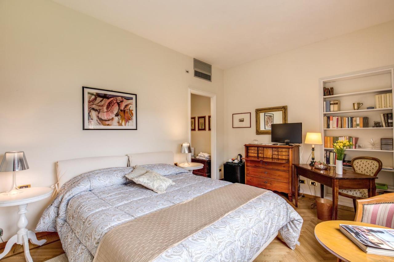 Junior Suite with Garden View