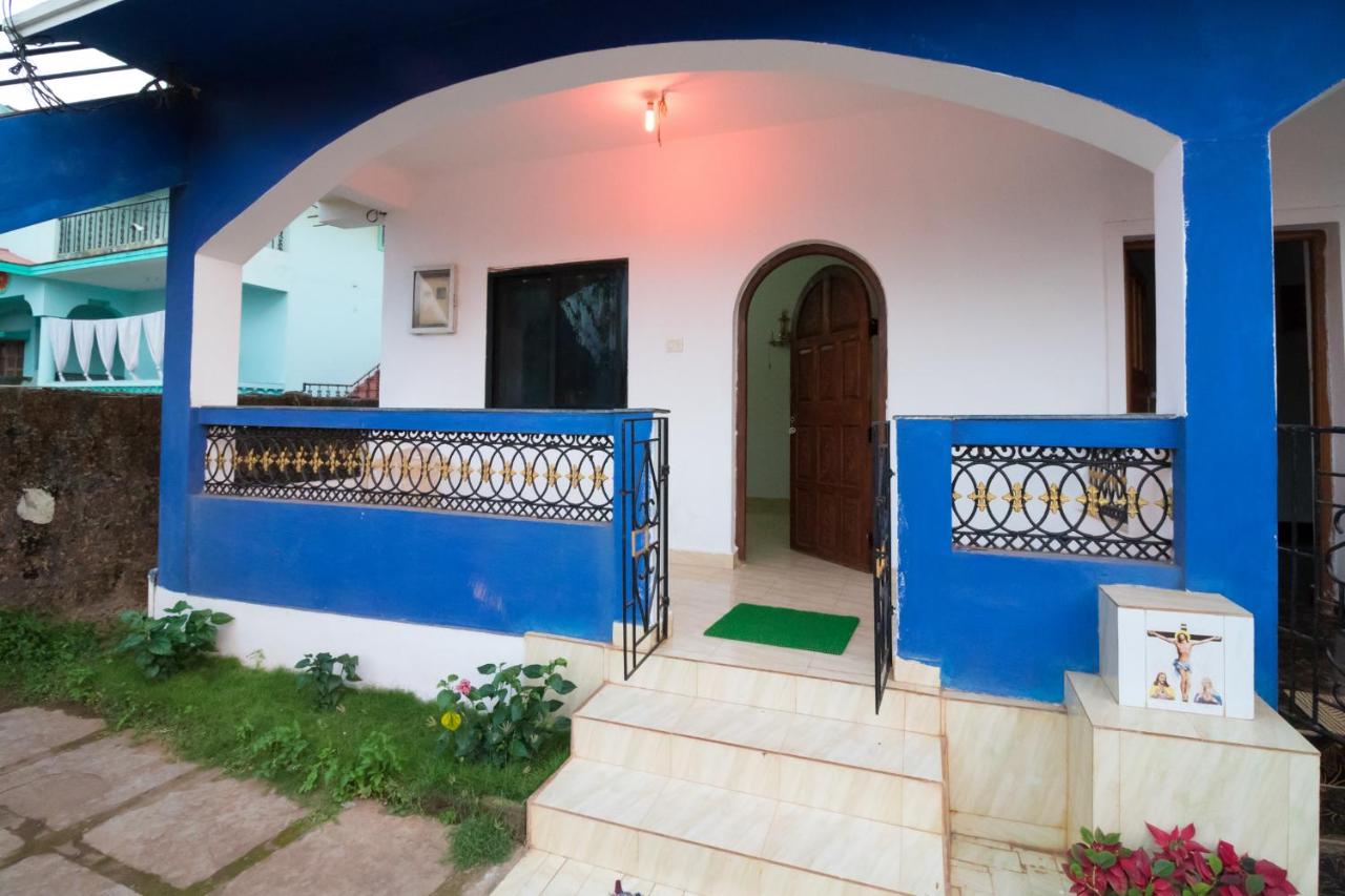 Brittos Homestay - B&B Mandrem