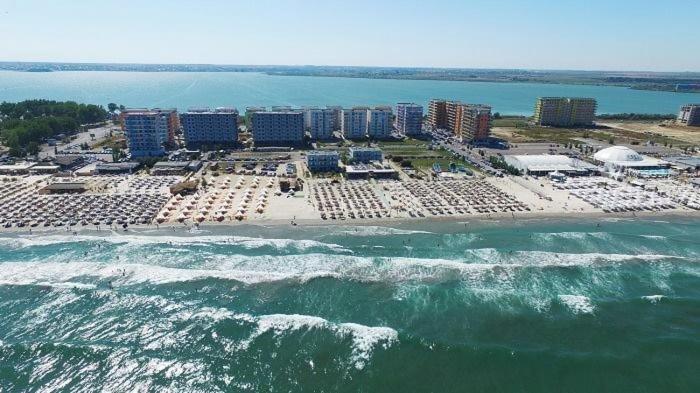 Delice Apartament Mamaia - Bed and Breakfast Mamaia