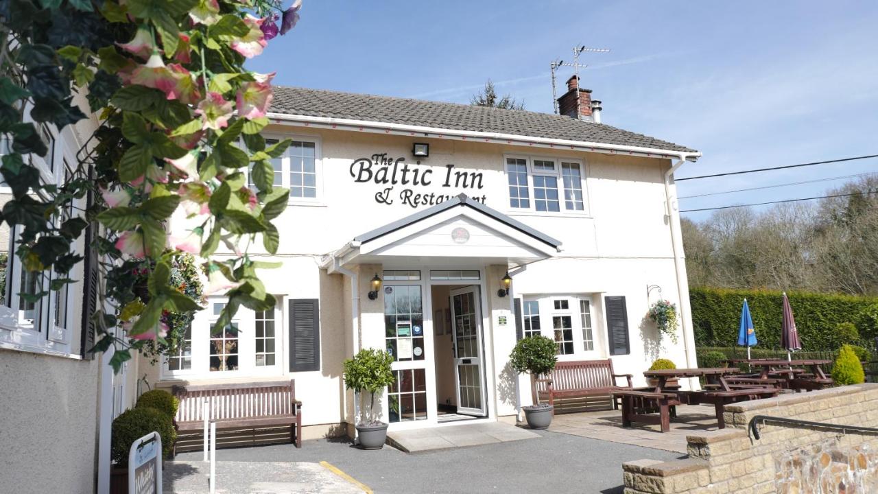 B&B Pontyates - The Baltic Inn & Restaurant - Bed and Breakfast Pontyates