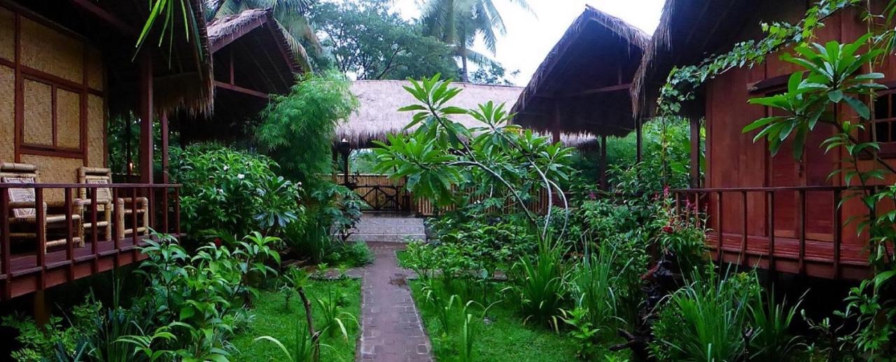 B&B Tanjung - Shibui Garden Bungalows and Restaurant - Bed and Breakfast Tanjung