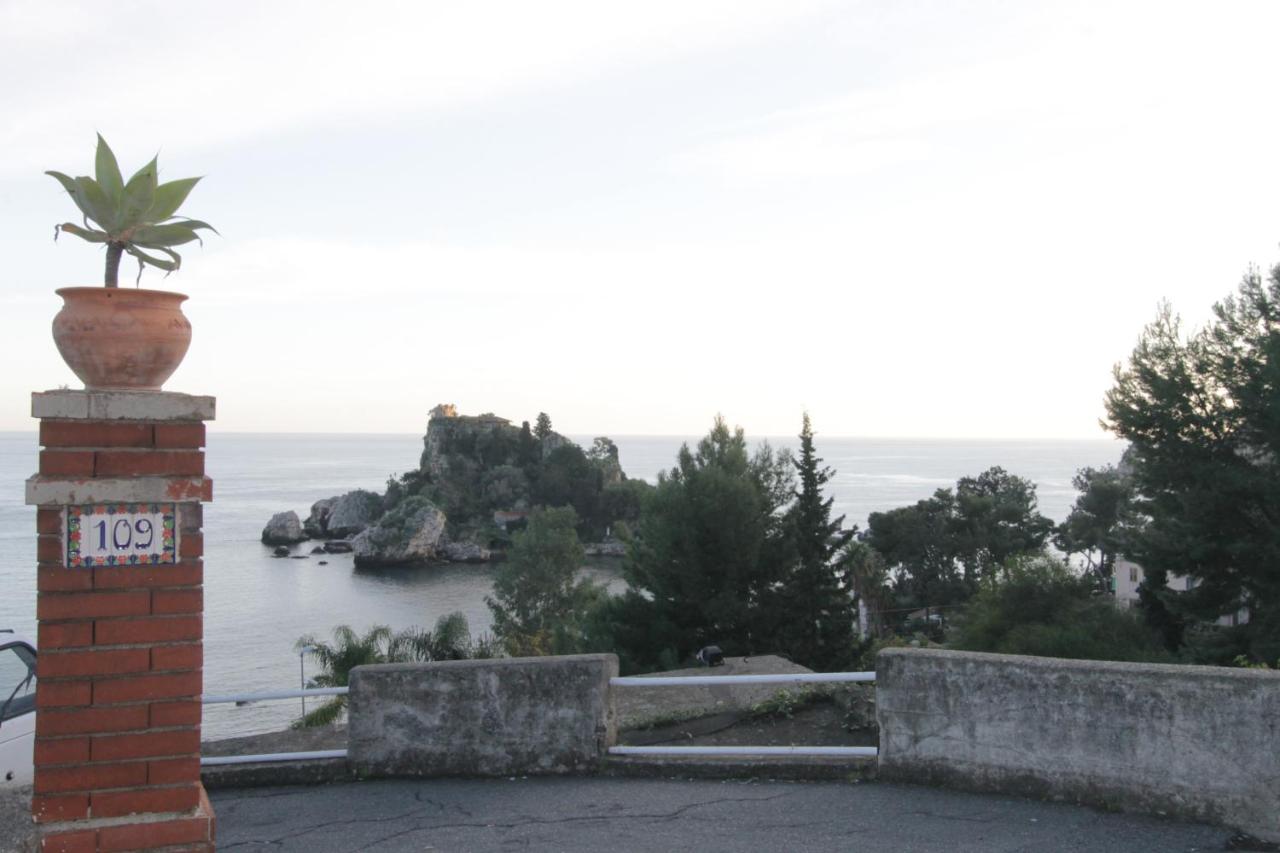 Taormina Isola Bella Apartment - Taormina Holidays - Chambres d'hôtes Taormina