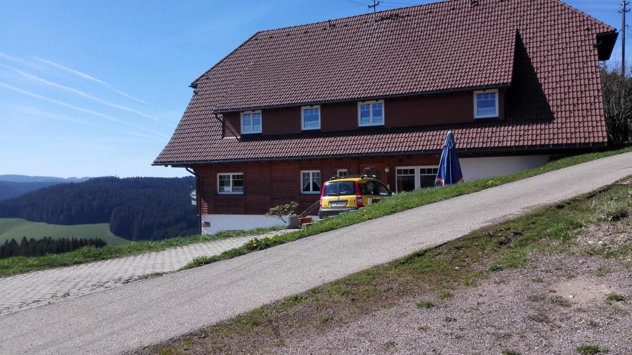 B&B Titisee-Neustadt - Pension Forsthaus Täle - Bed and Breakfast Titisee-Neustadt