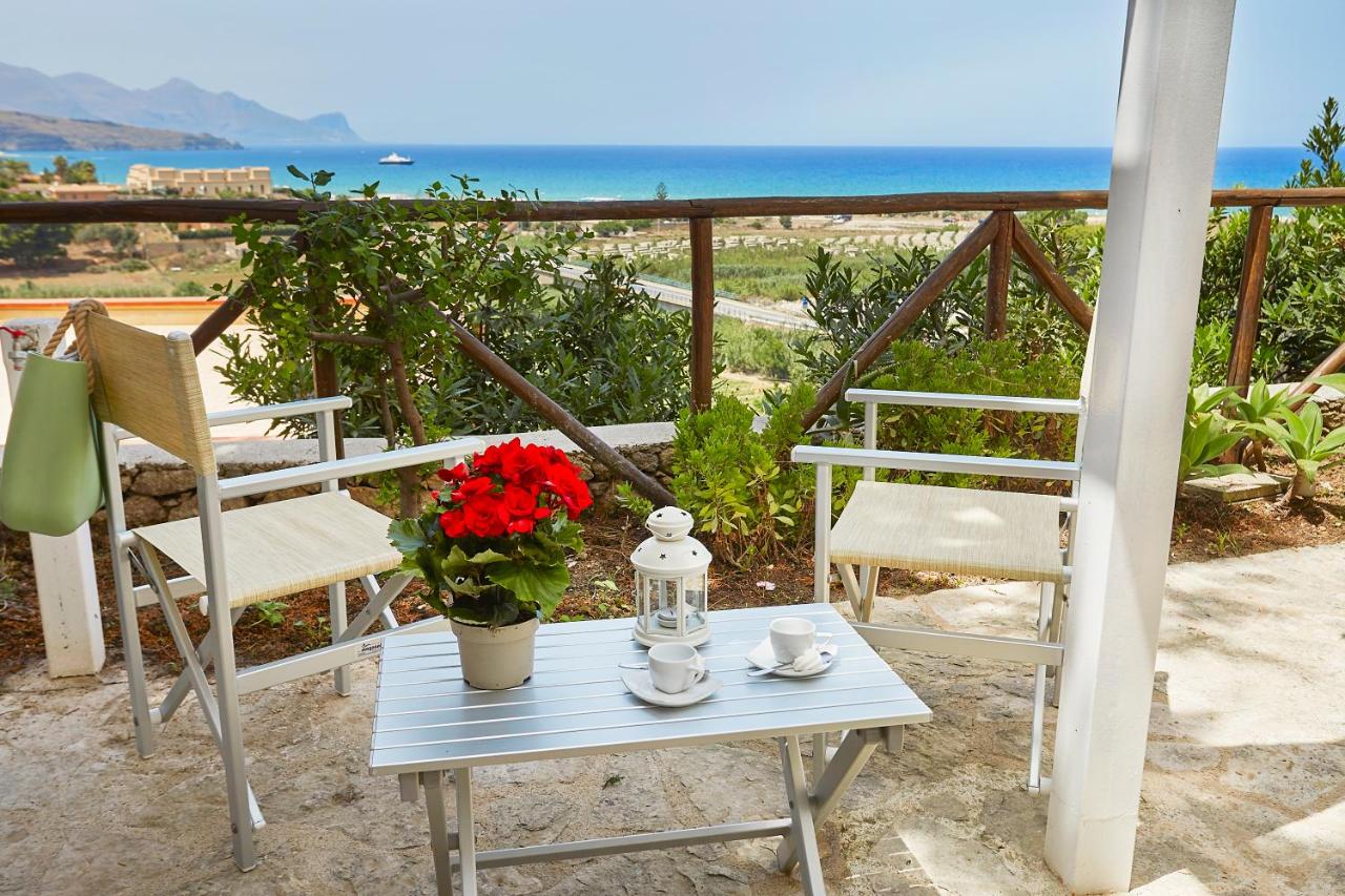 One-Bedroom Apartment with Sea View and Patio