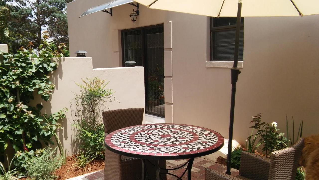 @Home Cottage - Chambres d’hôtes Johannesbourg