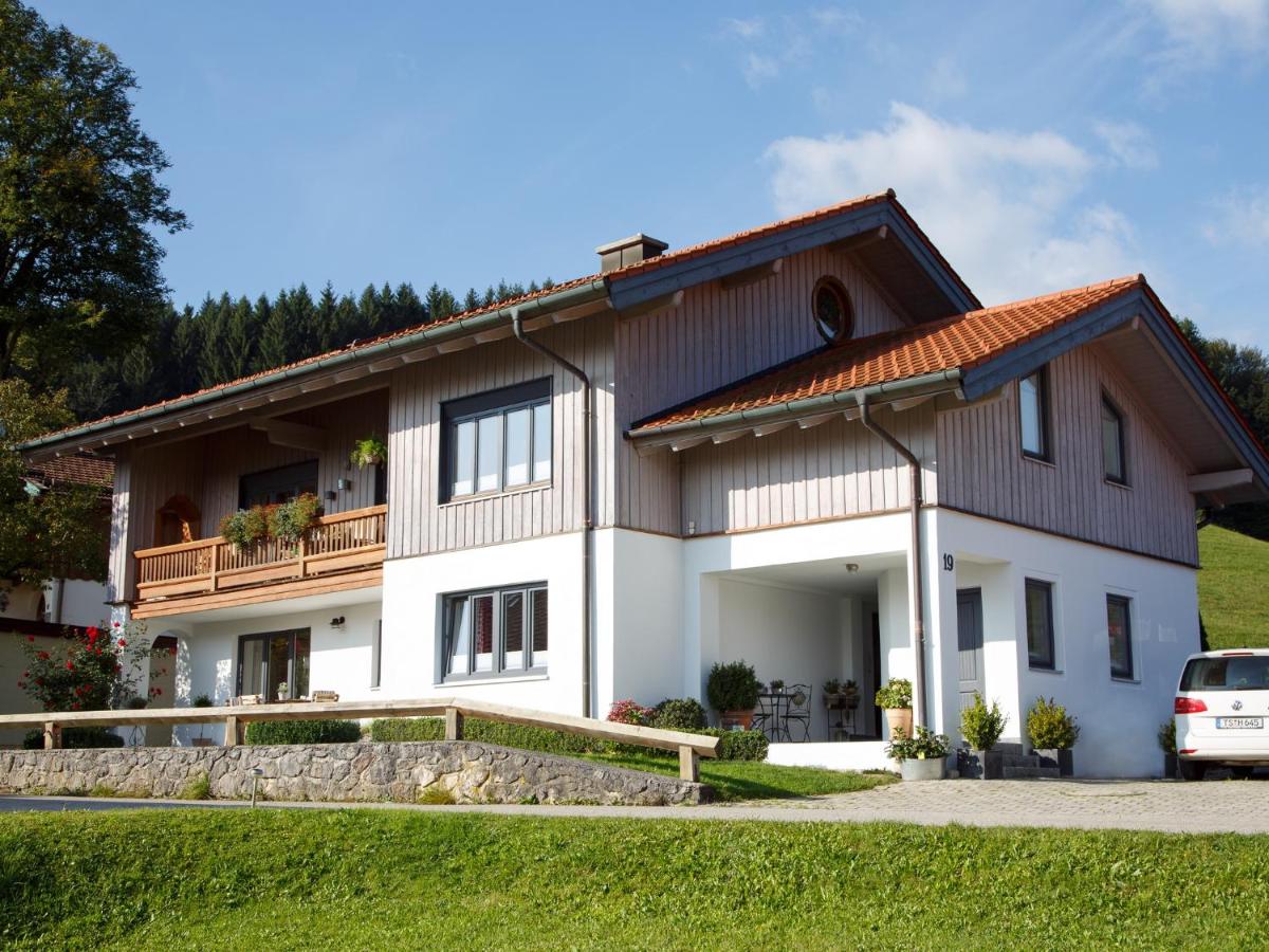 Ferienwohnung Adlerhügel inkl. Chiemgaukarte - Ferienwohnung Ruhpolding