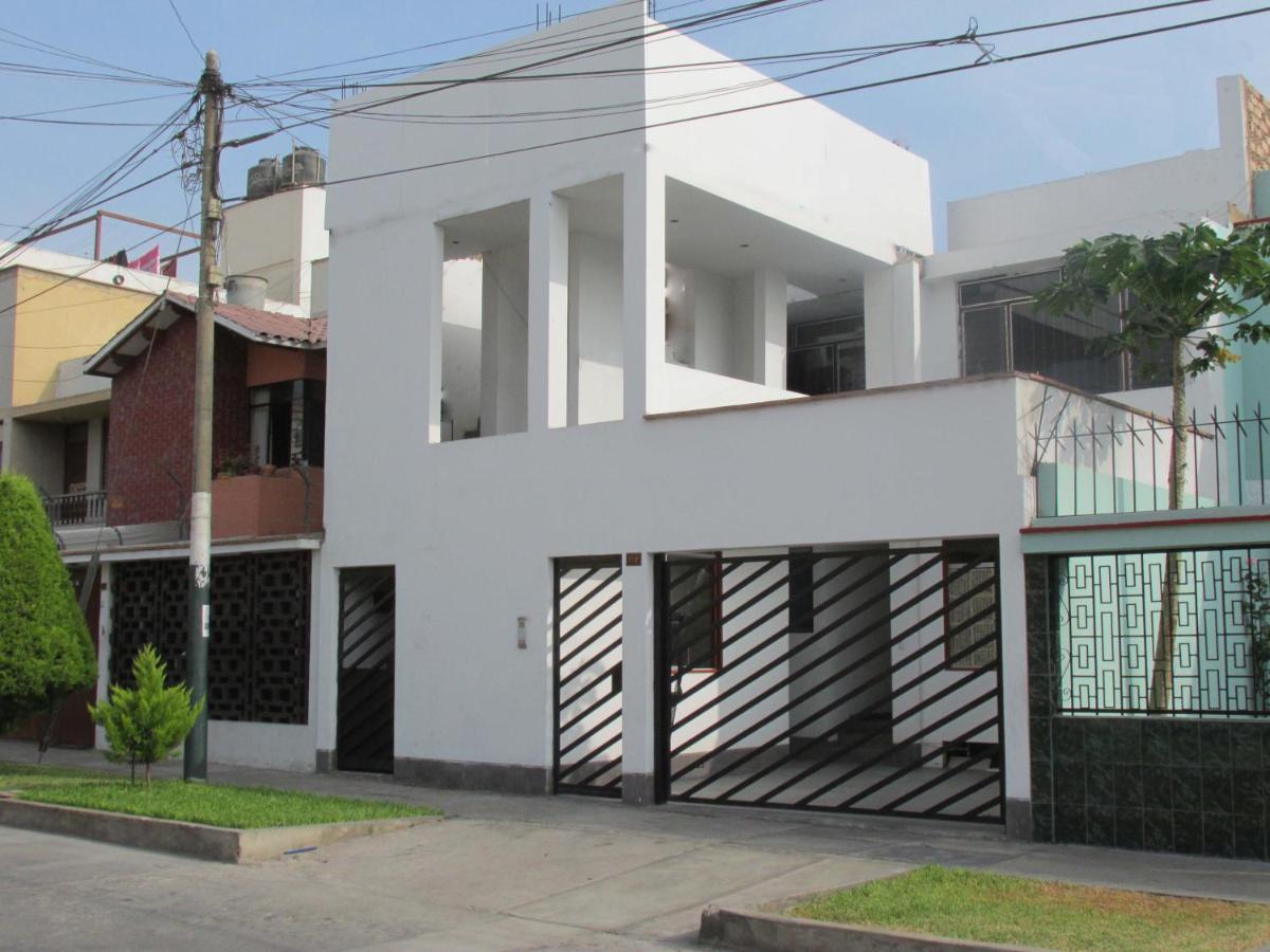 Kangaroo Wasi Airport Bed & Breakfast - B&B Lima