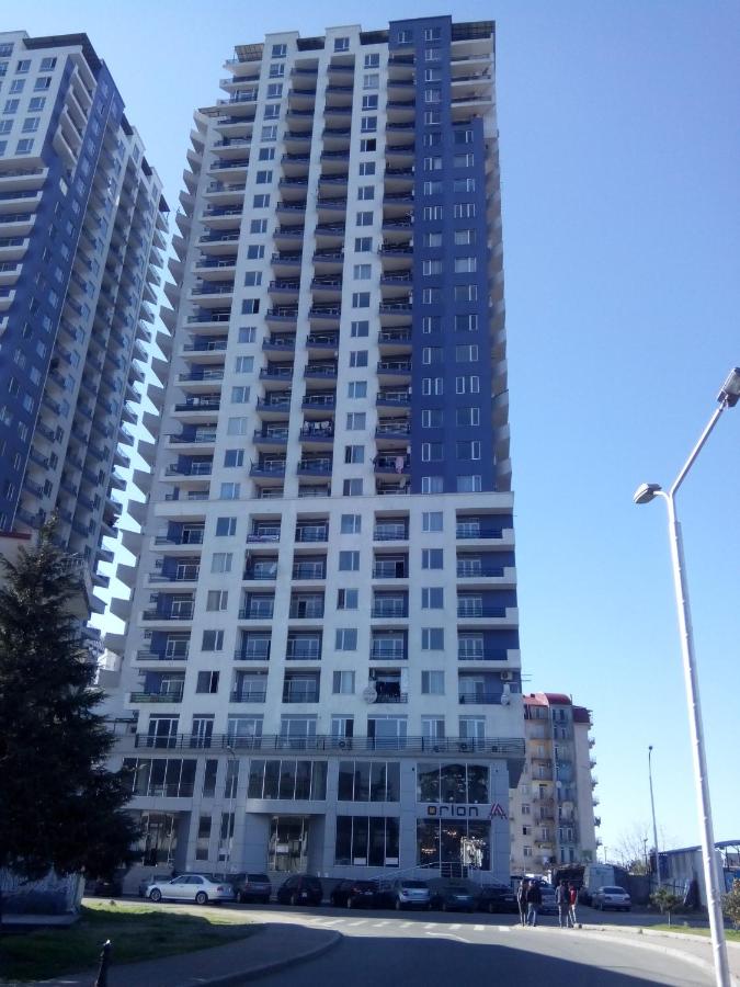 Studio "Black - White" - B&B Batumi