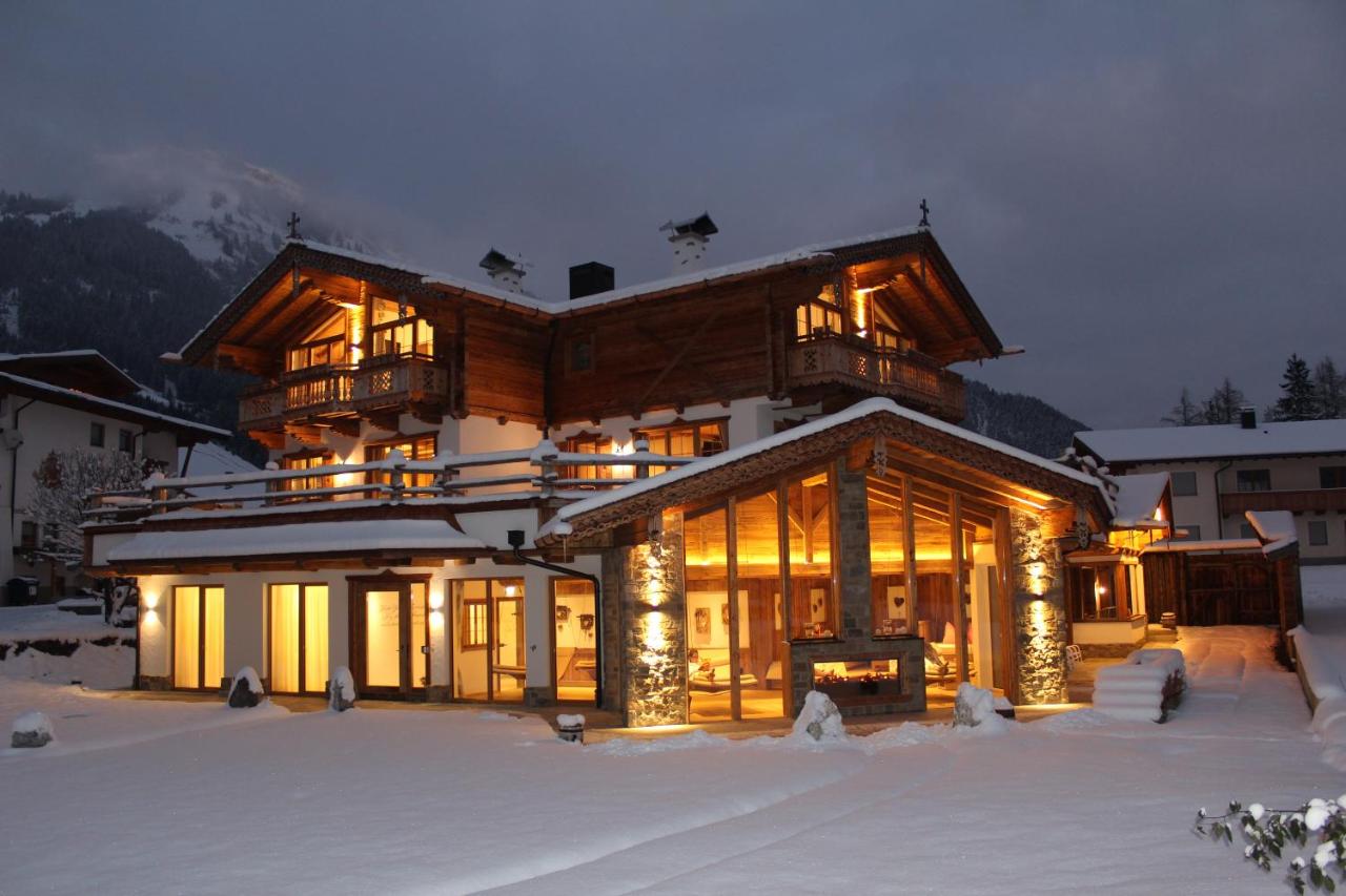 Chaletresort Lech - Bed and Breakfast