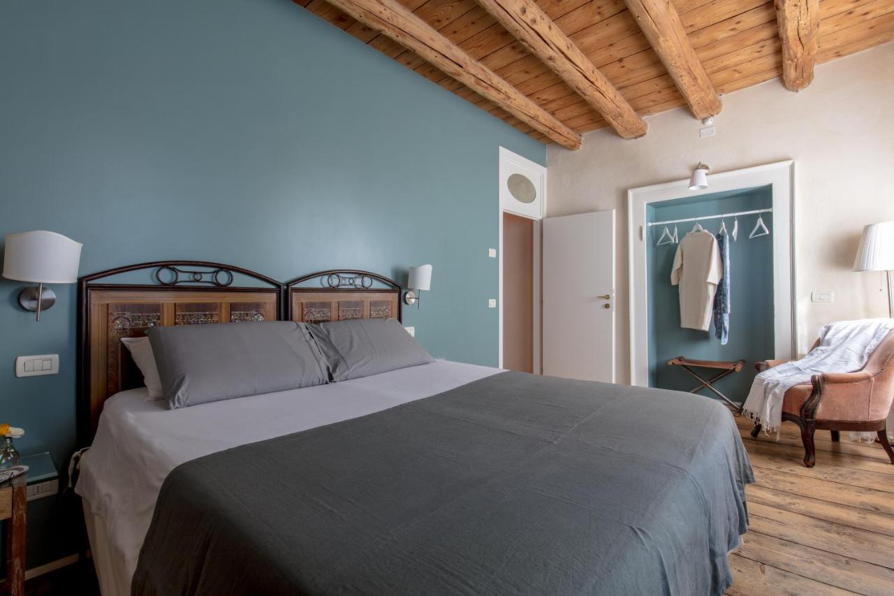 Double Room with Private External Bathroom