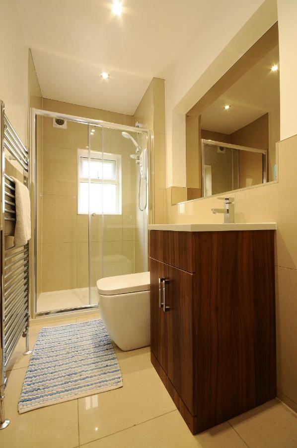 Triple Room with Shared Bathroom