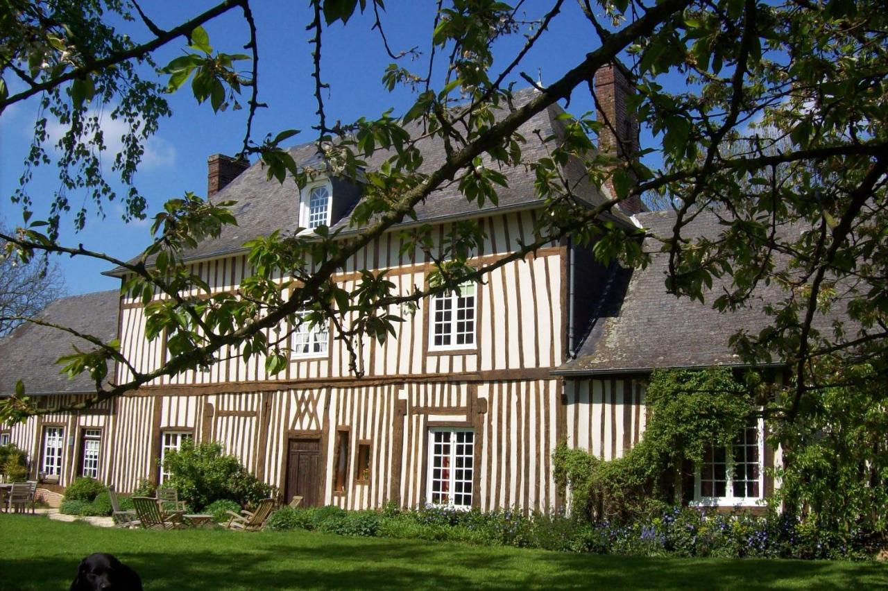 B&B Bacqueville-en-Caux - La Charretterie - Bed and Breakfast Bacqueville-en-Caux