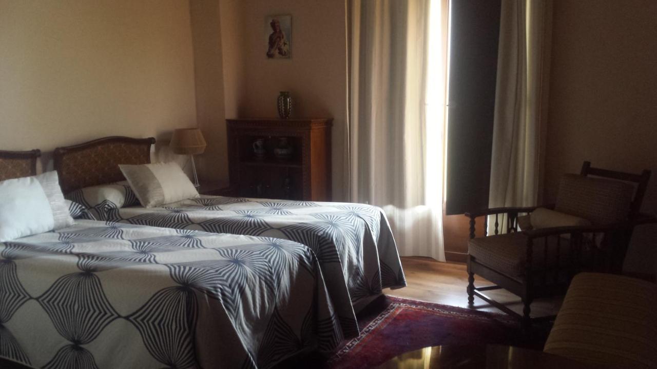 Twin Room with View