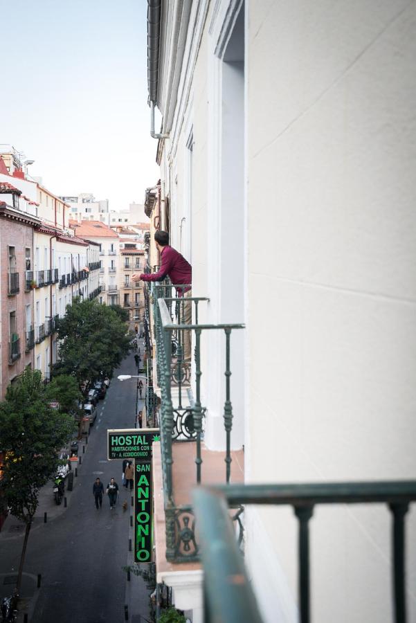 Hostal Carracedo - B&B Madrid