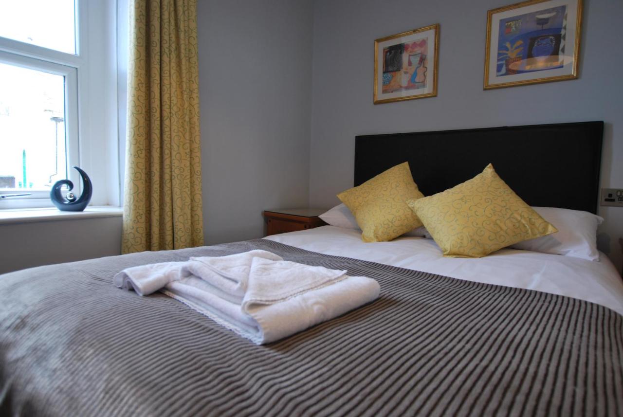 Habitación Doble Pequeña
