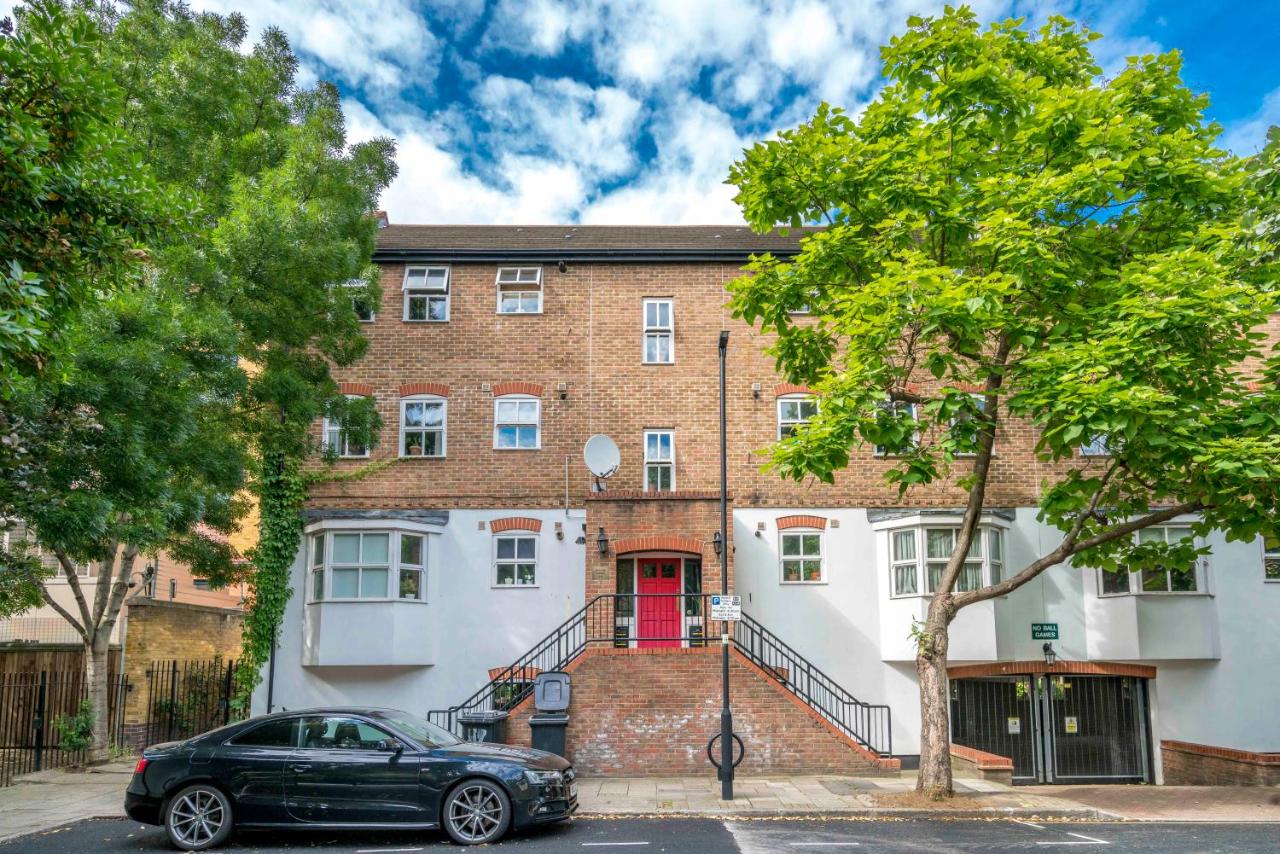 AVAL Splendid apartment near Vauxhall Tube - B&B Londra