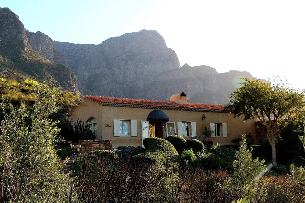 B&B Franschhoek - The Cottage @ Montpellier - Bed and Breakfast Franschhoek