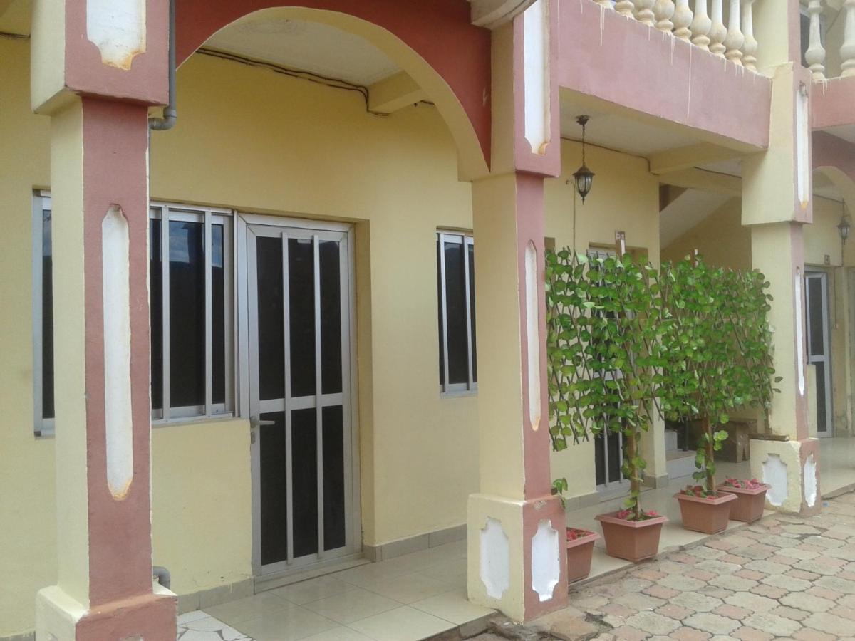 Appart Meublé Yaoundé Odza - B&B Odza I
