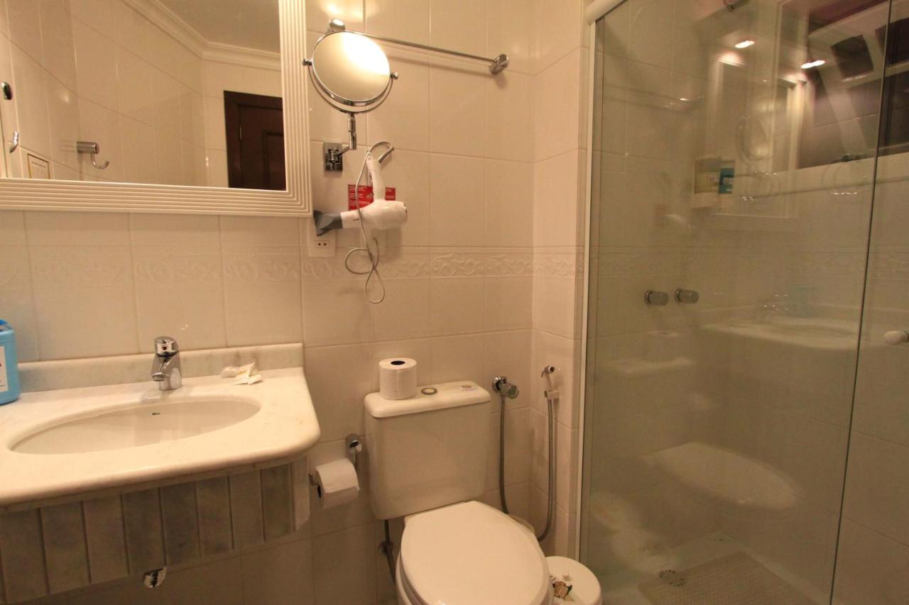 Quarto Casal Economico - 4o Piso