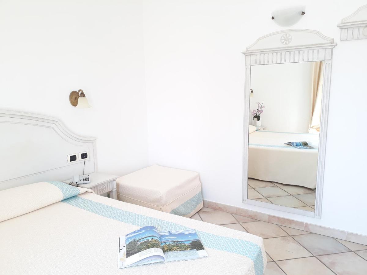 B&B Porto San Paolo - Castello Di Tavolara - Bed and Breakfast Porto San Paolo