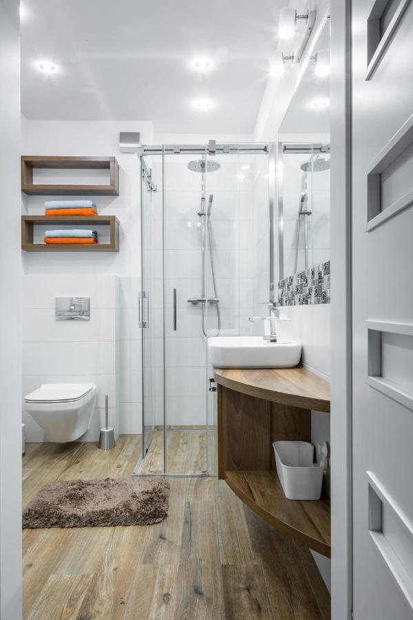 One-Bedroom Deluxe Apartment