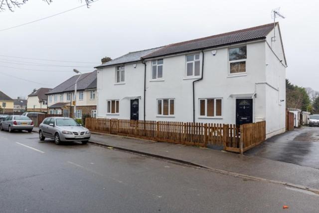 Royal Apartments - Heathrow - B&B