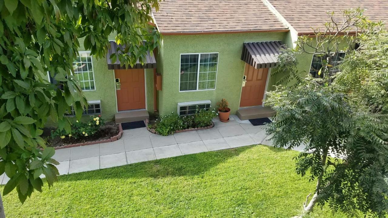Victory Motel Inn near Universal & Hollywood - Bed and Breakfast Glendale