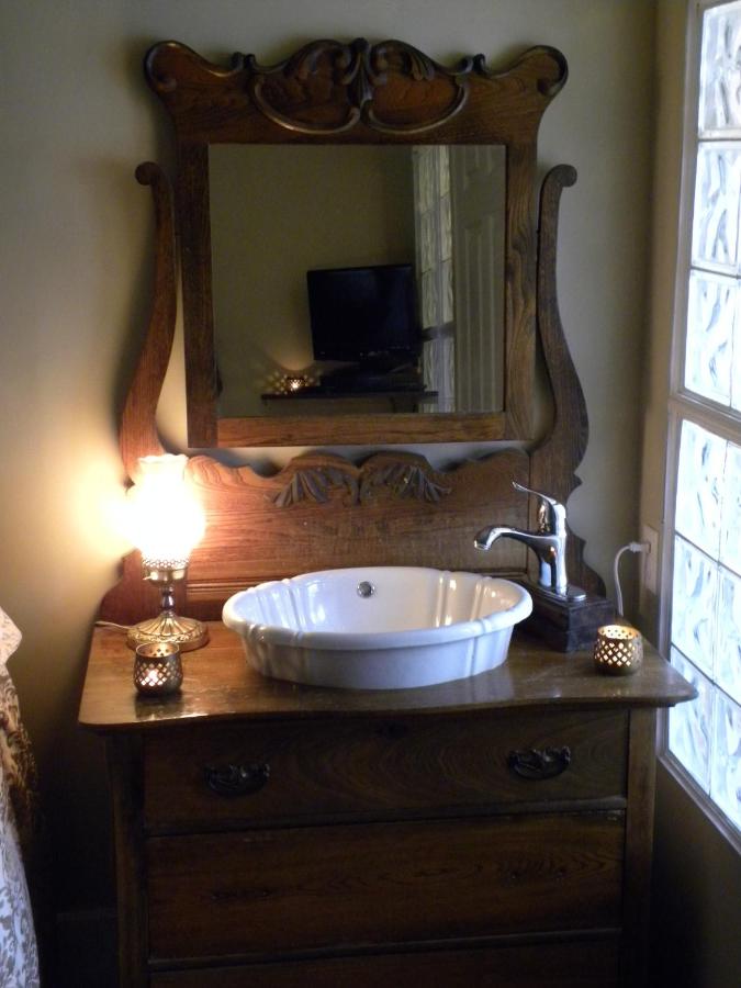 Queen Suite