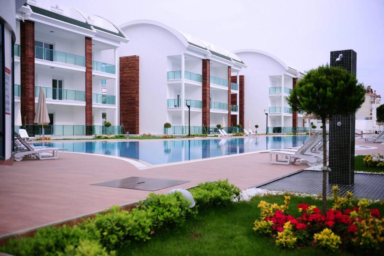 Gardenia Residence H1 | Cennetler Mevkii Fatih Sultan Mehmet Bulvari 1517 Sokak Gardenia Residence Villa H1, 07400 Side/Mediterranean Region Turkey | +90 531 244 42 34