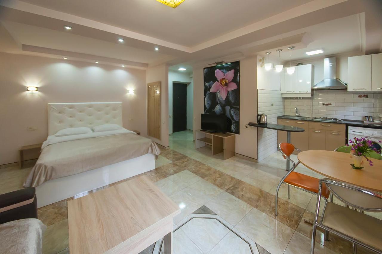 B&B Yerevan - Studio on Papazyan 12 - Bed and Breakfast Yerevan