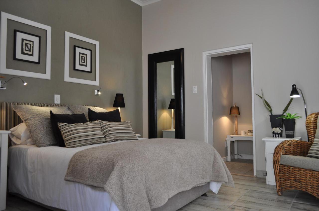 Deluxe Double Room with Shower