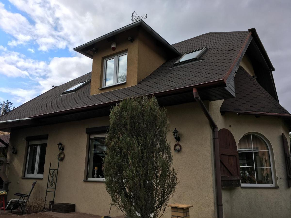 Family House Gowidlino - B&B