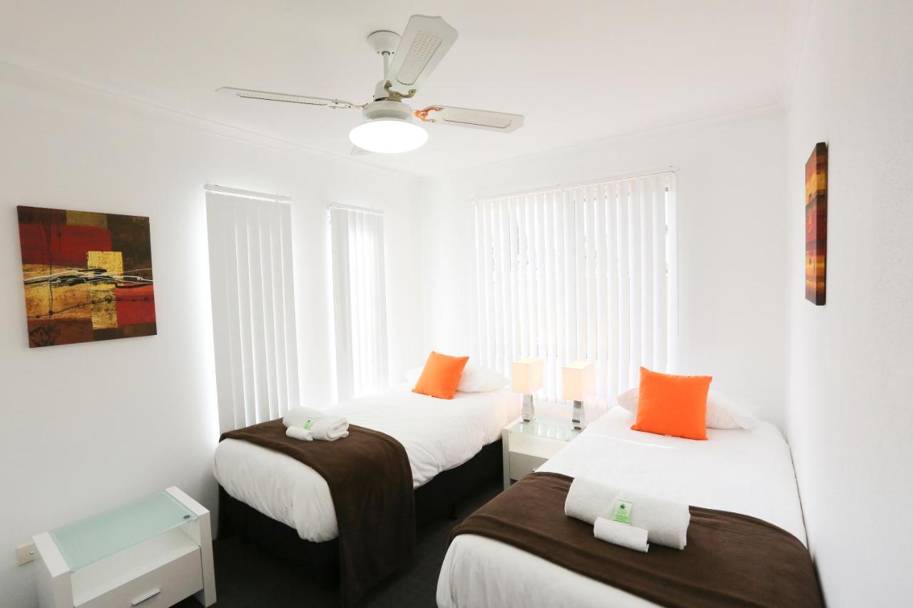 Superior Two-Bedroom Apartment -Urban