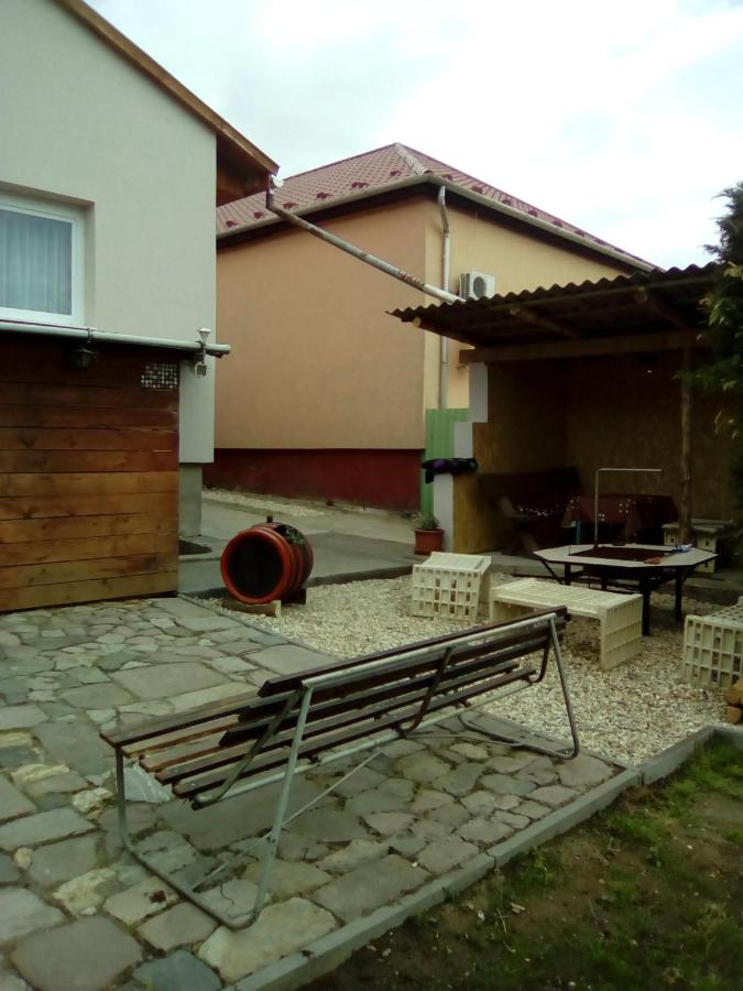 Kaland vendégház - B&B