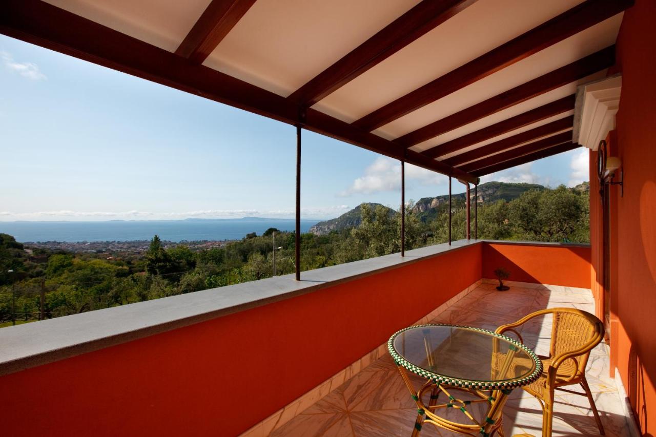 Antico Casale Russo - Chambres d’hôtes Piano di Sorrento