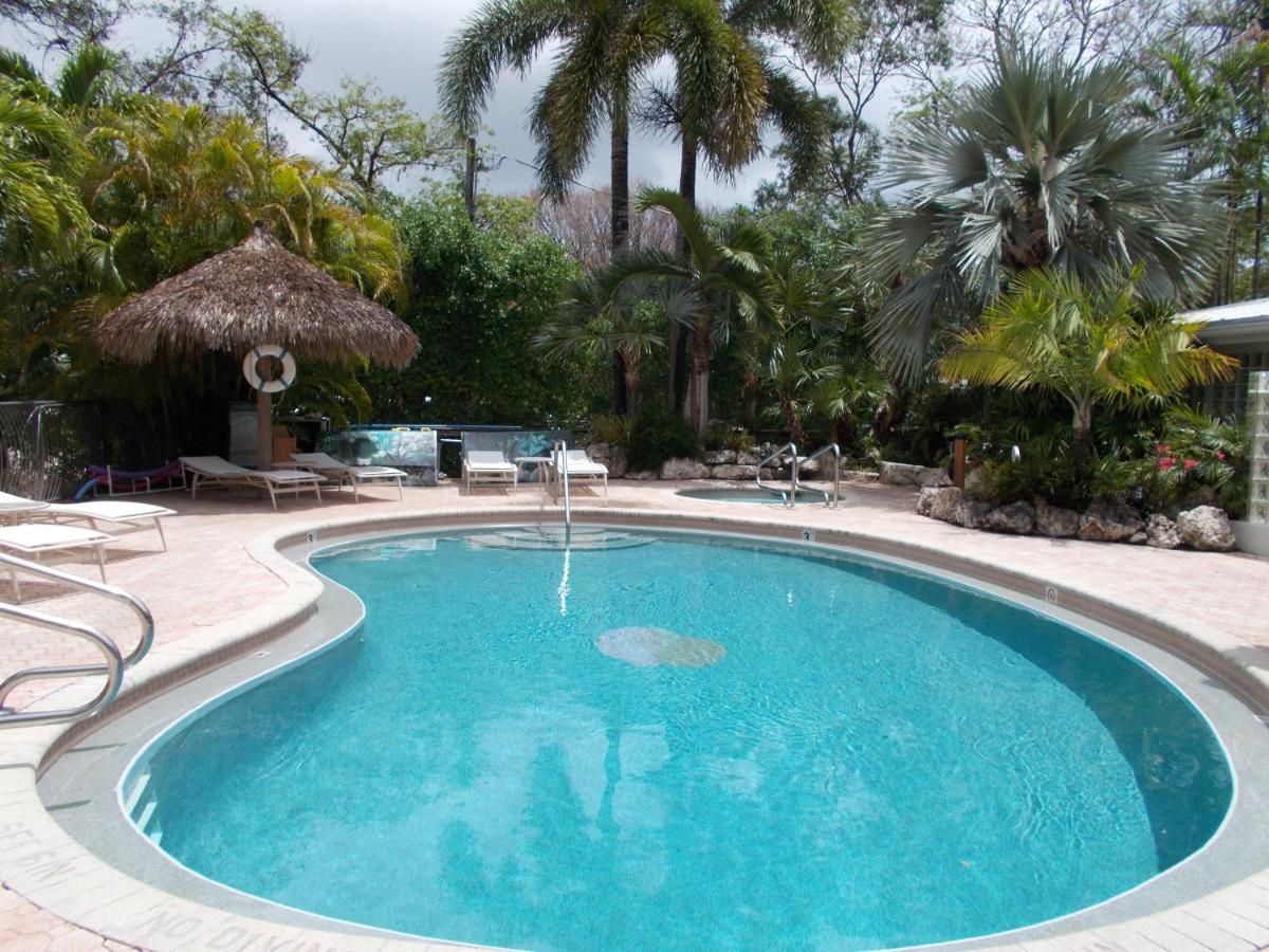 Kona Kai Resort and Gallery - B&B