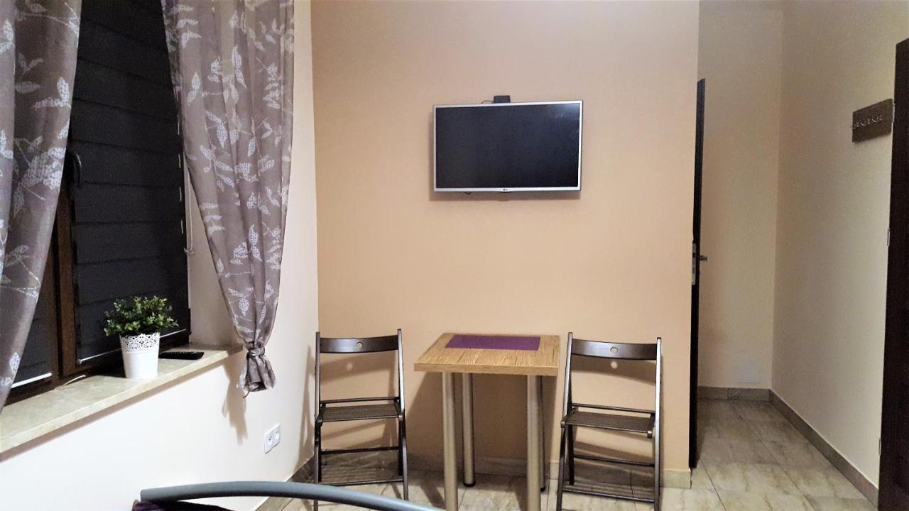 Twin Room with Bathroom
