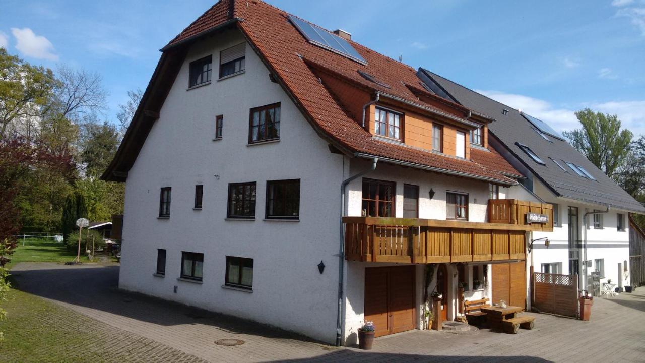 B&B Friedrichshafen - Gästehaus zur Mühle Dehm - Bed and Breakfast Friedrichshafen