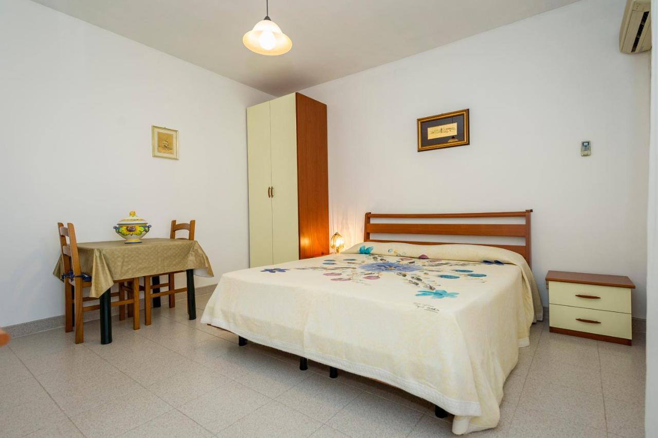 Appartamento Monolocale con Vista Mare