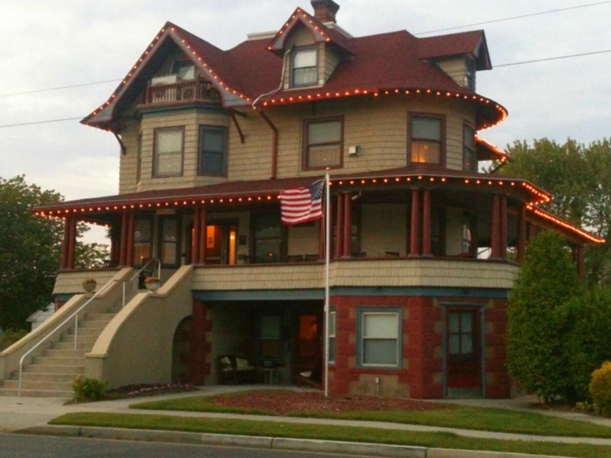 B&B North Wildwood - 2310 Central Avenue - Bed and Breakfast North Wildwood