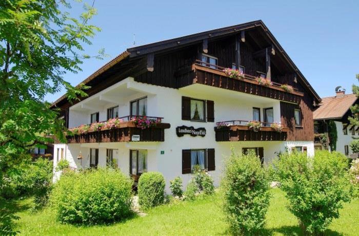 B&B Oberstaufen - Landhaus Nagelfluh - Bed and Breakfast Oberstaufen