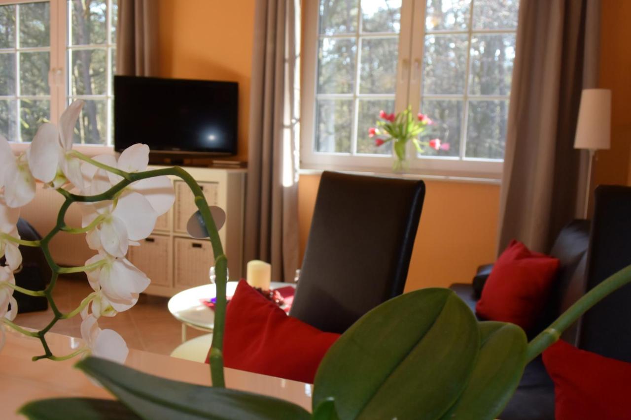 Apartment with Garden View