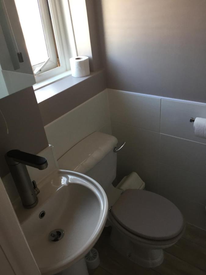 Twin Room with Private Bathroom