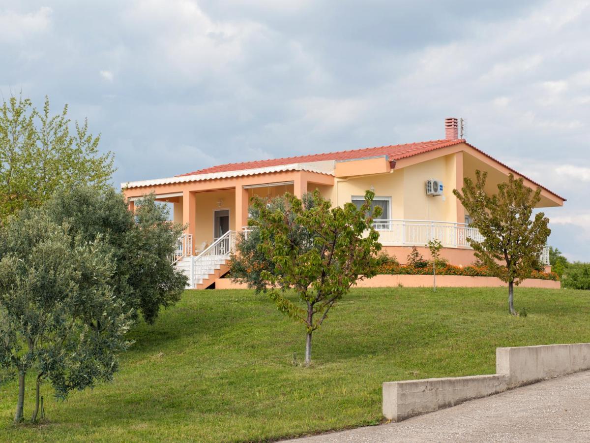 Villa Elaia Mare - Bed and Breakfast