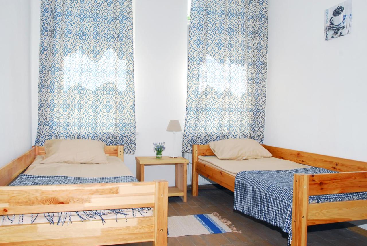Twin Room with Private External Bathroom