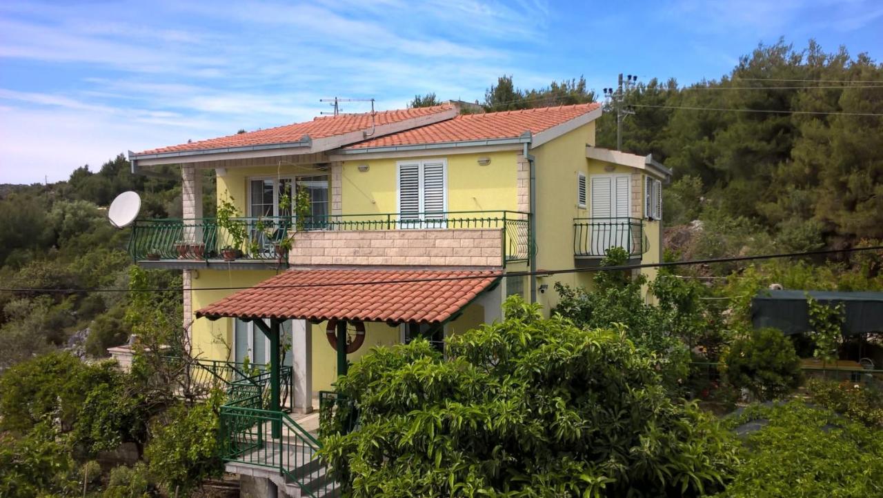 Apartments Mornar - B&B Poljica