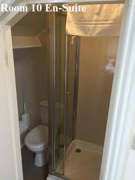 Budget Double Room (R10 Attic)